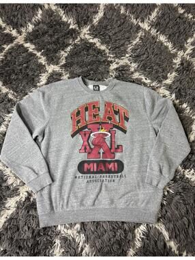 NBA Miami Heat Ultra Game Sweatshirt Mens XXL Gray Crewneck Big Logo Pullover